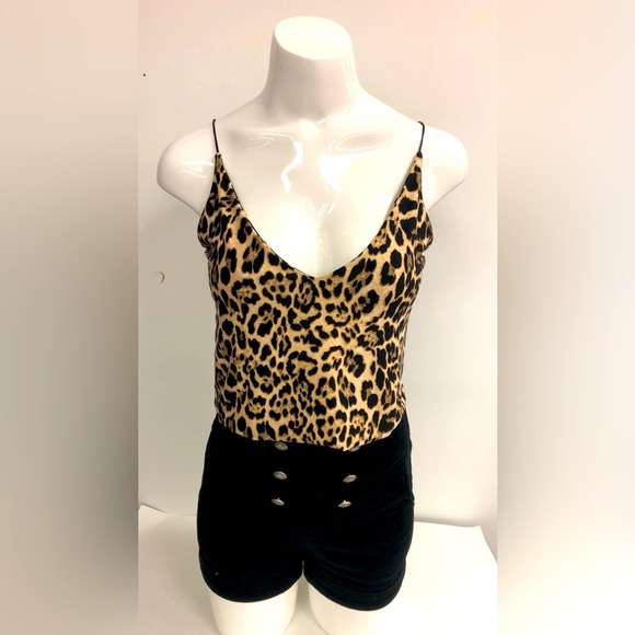 URBAN RENEWAL LEOPARD PRINT CROPPED SPAGHETTI STRAPS TOP IN LARGE - Picture 1 of 7